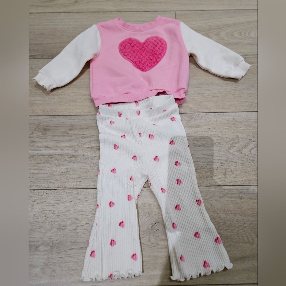Old Navy Outfit With Heart Print
